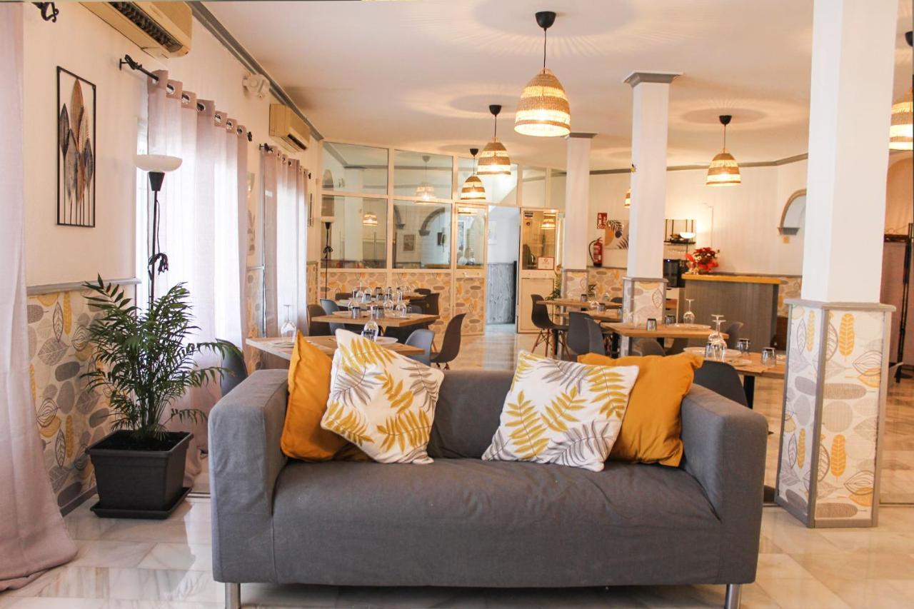 Hotel Restaurante Via Sevilla - Cadiz By Ma 22 Puntos El Cuervo  外观 照片