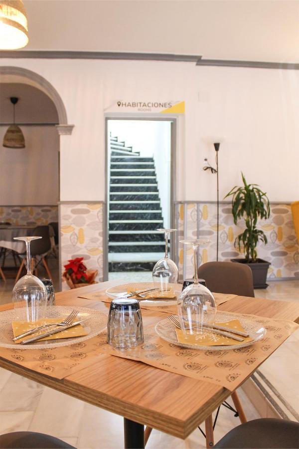 Hotel Restaurante Via Sevilla - Cadiz By Ma 22 Puntos El Cuervo  外观 照片