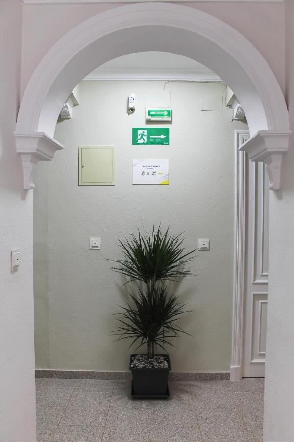 Hotel Restaurante Via Sevilla - Cadiz By Ma 22 Puntos El Cuervo  外观 照片